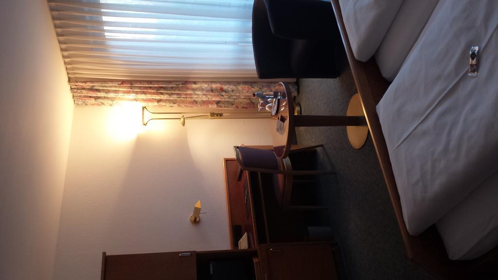Hotel Zimmermann Filderstadt Esterno foto
