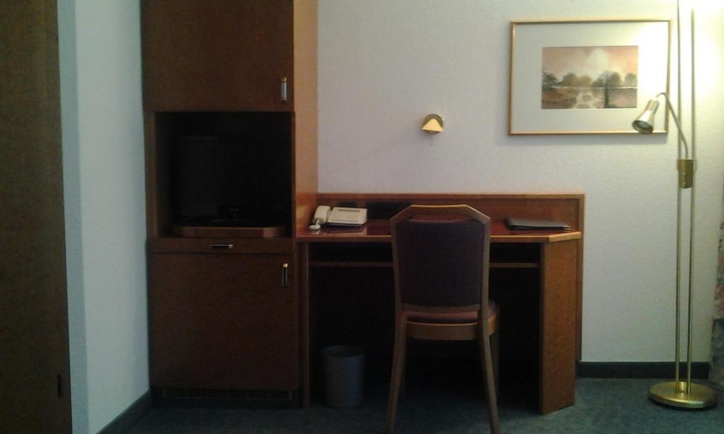 Hotel Zimmermann Filderstadt Esterno foto